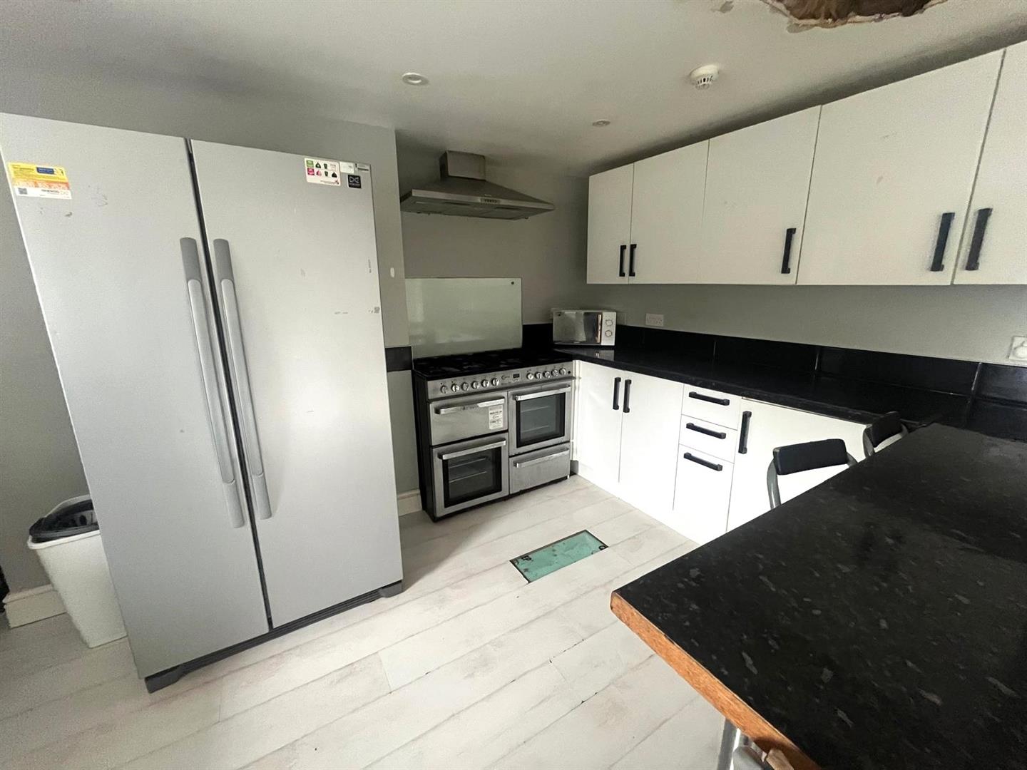 Waterloo Place, Brynmill, Swansea, SA2 0DE